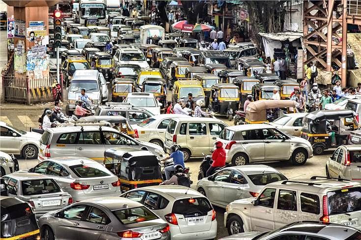 PV production numbers up 7 percent in July: SIAM