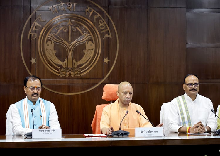 UP Cabinet Approves 1,725 Electric Buses Across 18 Cities