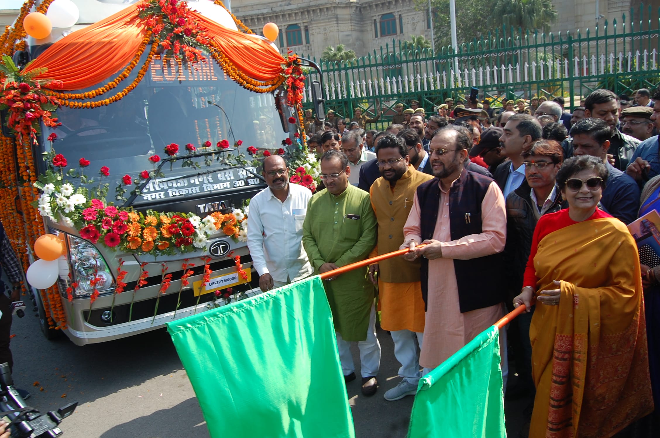 Tata Motors to supply 40 electric buses to Lucknow City in 4 months