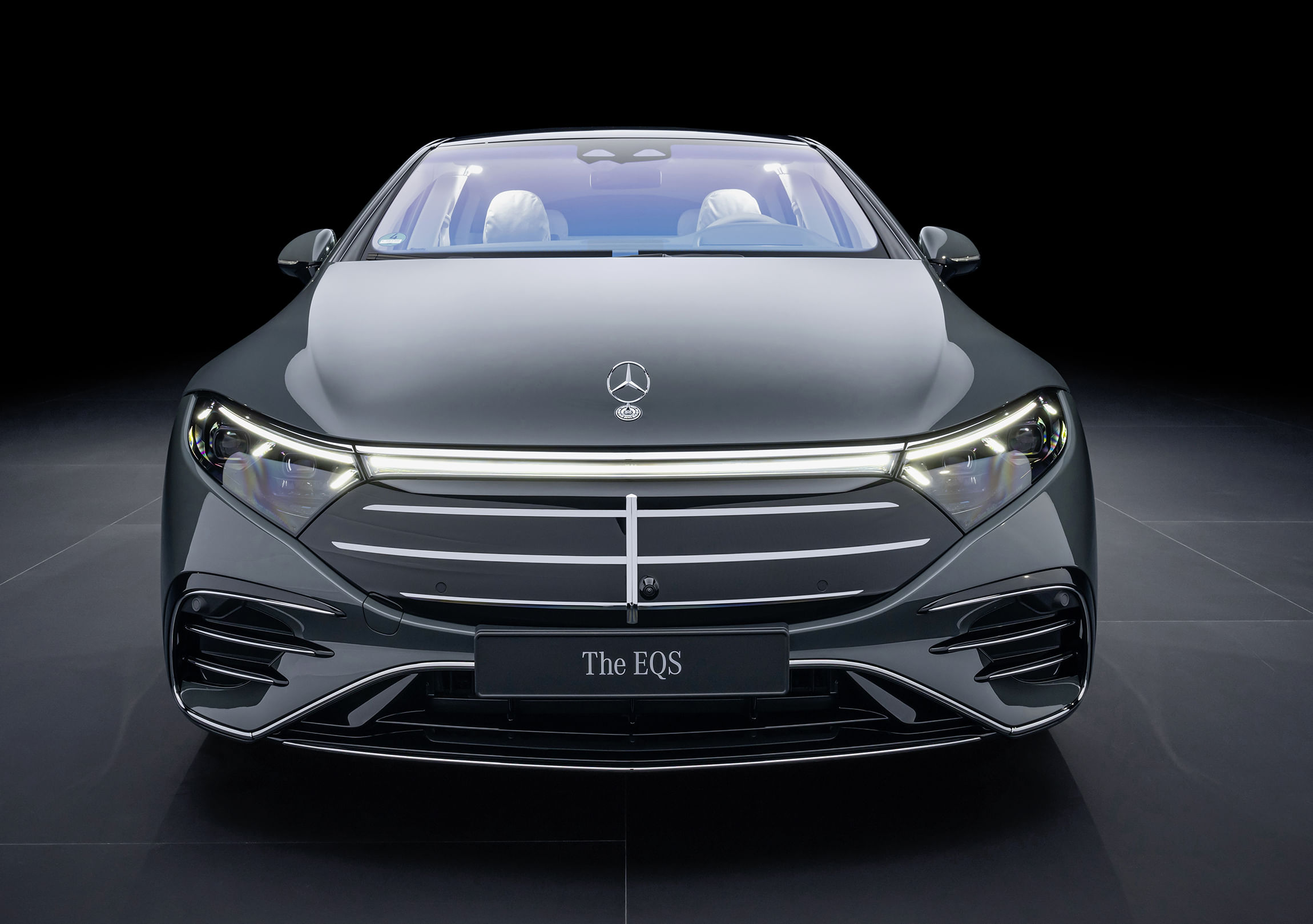 Mercedes-Benz EQS gains new front-end design and 820km range