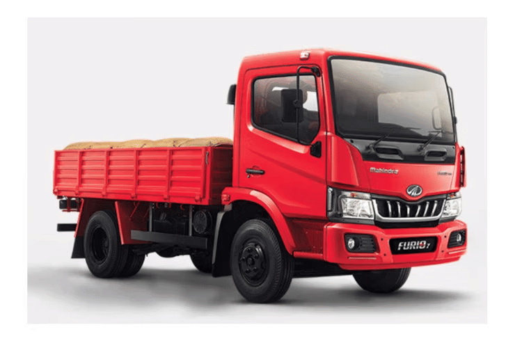 SML Mahindra Records 30% Sales Growth in January 2026 Amid Broader Market Softness