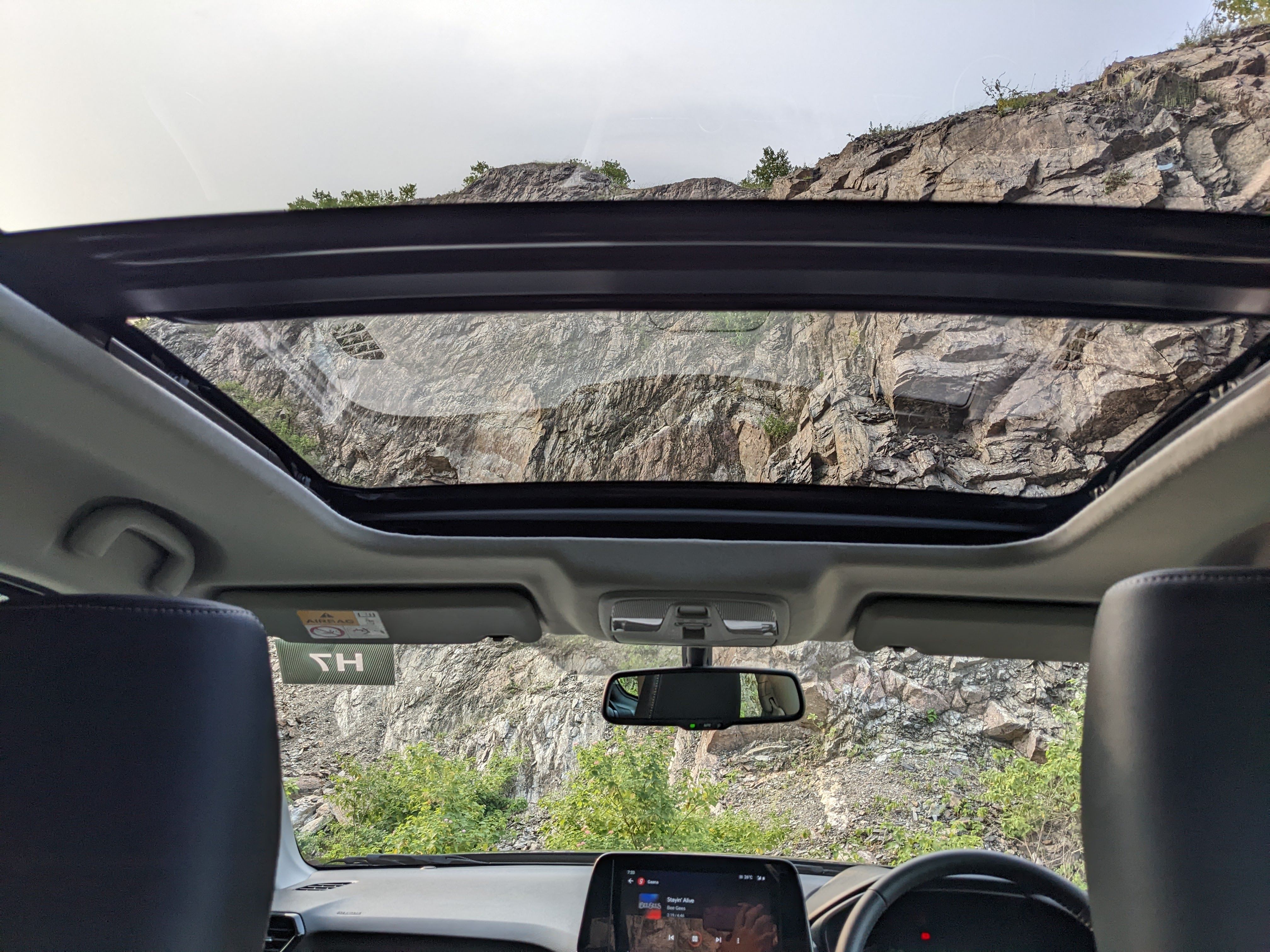 Asahi India bets big on premium cars, targets 75% PV glass market share in FY2025