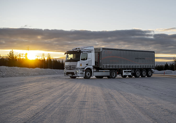 Mercedes-Benz tests electric trucks in the Arctic Circle