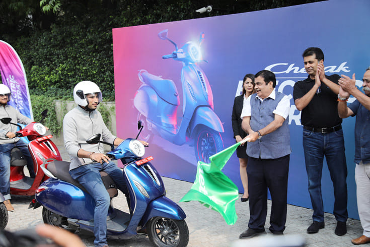 ‘Chetak Electric Yatra’, flagged off by Nitin Gadkari and Amitabh Kant, will see riders on 20 e-Chetaks undertake a 3,000km Delhi-Pune ride through northern and western India.