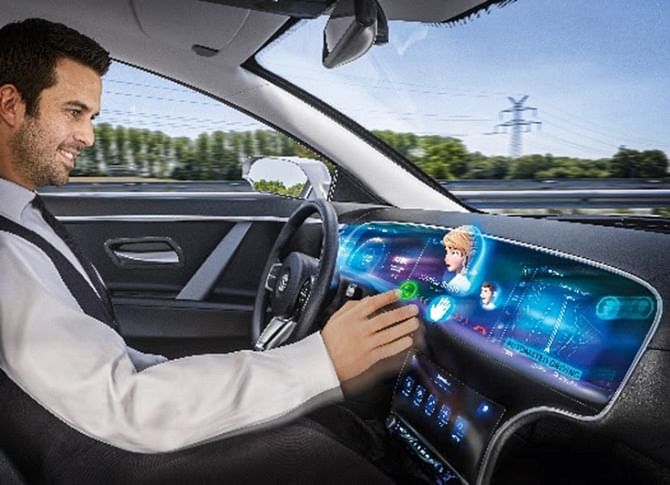 The Natural 3D Lightfield Centerstack is the first automotive 3D-Display with gesture interaction, touch control and haptic feedback