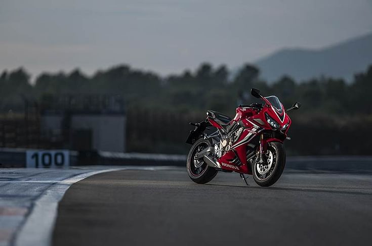 Honda launches fully-faired, middleweight CBR650R at Rs 770,000