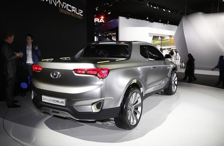 Hyundai pick-up expected for 2020, with Kia version to follow Hyundai pick-up expected for 2020, with Kia version to follow