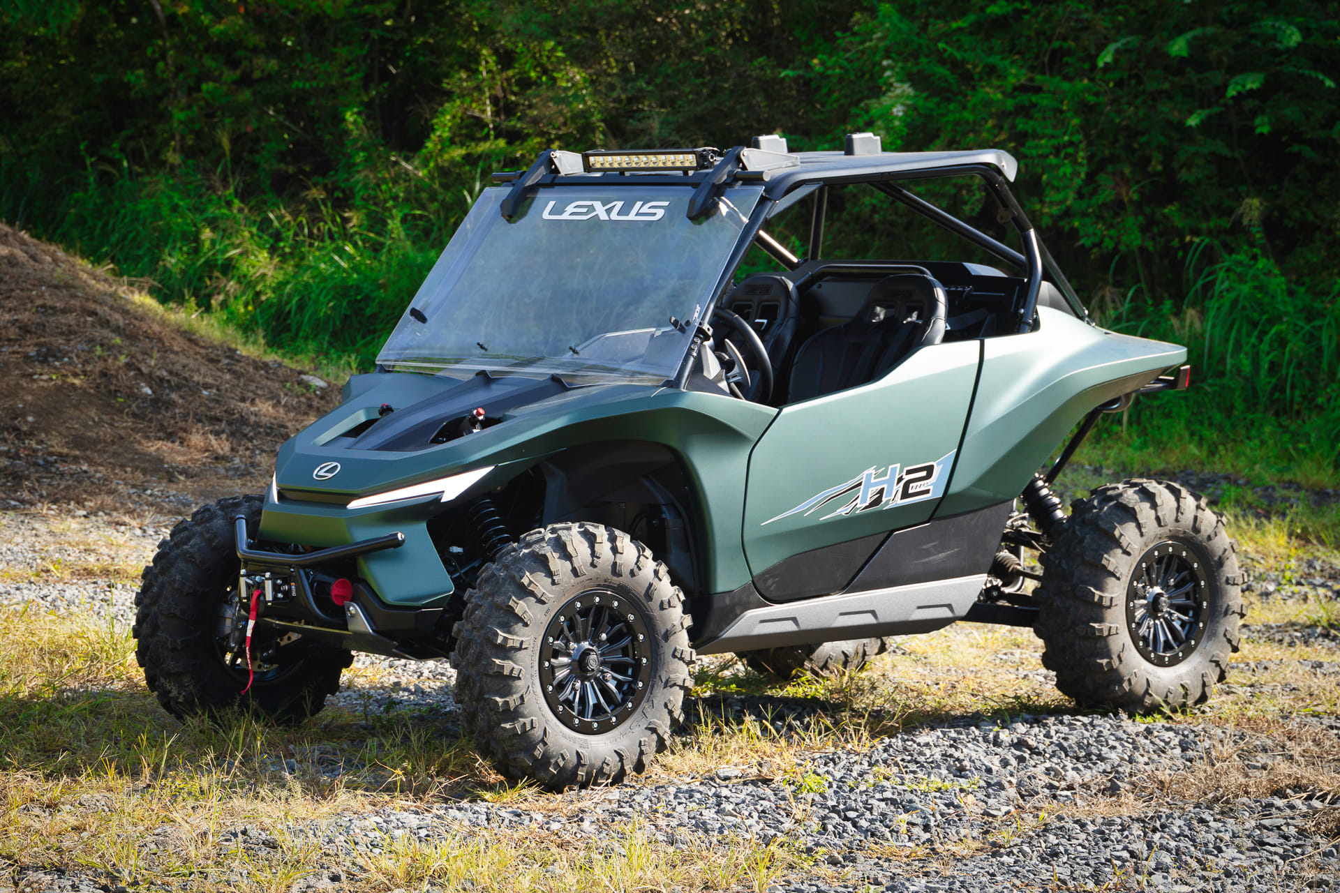 Lexus hydrogen-powered ROV uses Toyoda Gosei tanks and plastic recycling tech