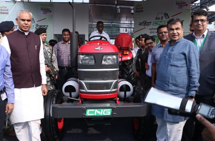 Mahindra Tractors unveils its first mono-fuel tractor at the Agrovision ...