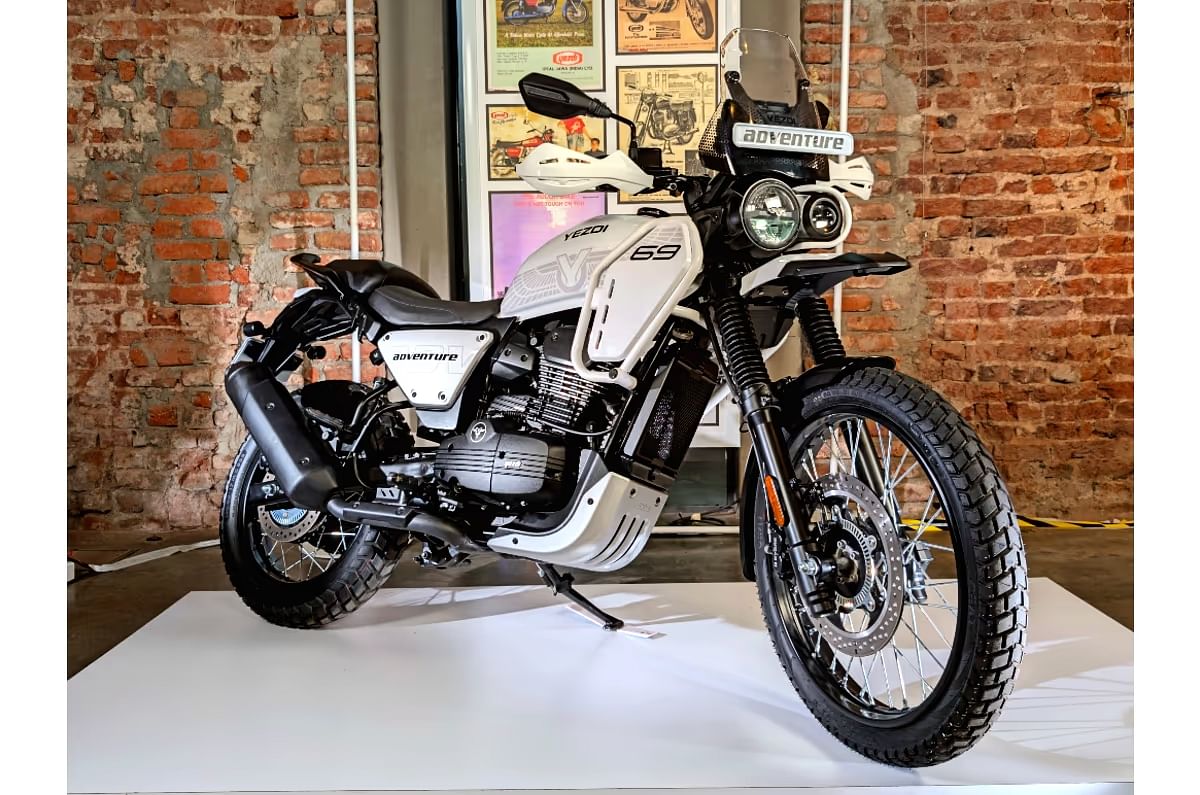 Yezdi Launches 2025 Adventure Motorcycle with Advanced Traction Control at Rs 2.14 Lakh