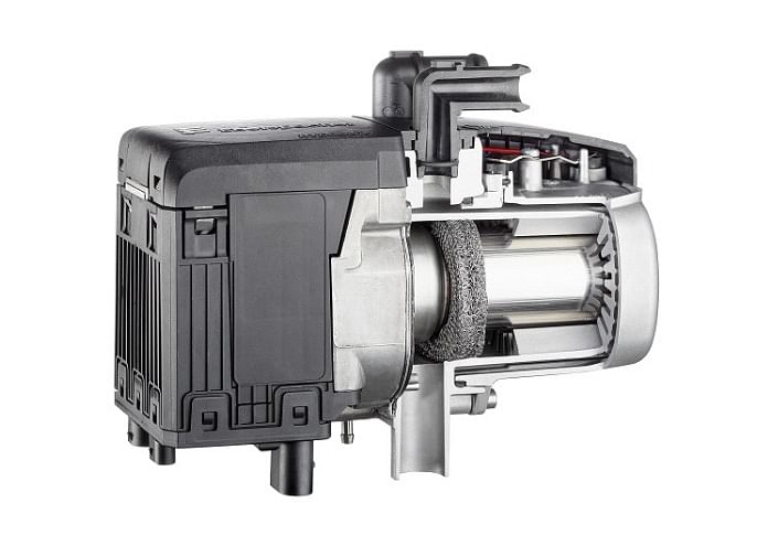 The Eberspaecher Hydronic S3 InCat heats in a fuel-efficient manner and produces low emissions thanks to the integrated catalytic converter.