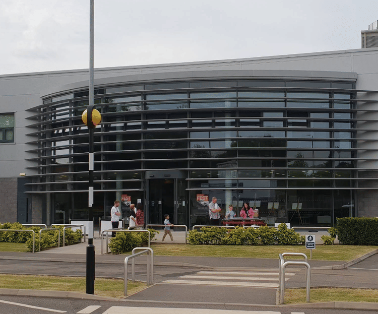 JLR temporarily stops production at Solihull plant due to supplier constraints