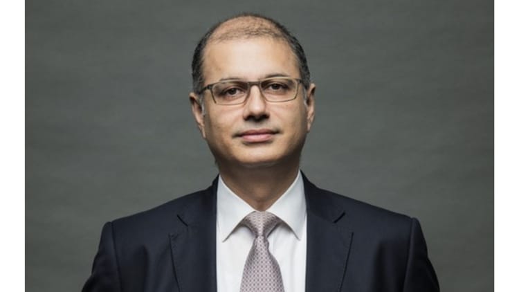 US OEMs Trend Towards Hybrids, Chinese Towards BEVs: Sona Comstar CFO