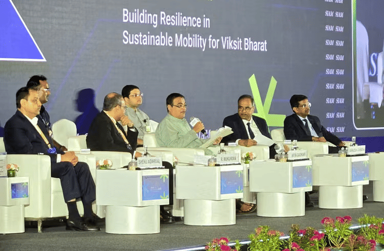 Gadkari Renews Push for Industry Support on Vehicle Scrappage