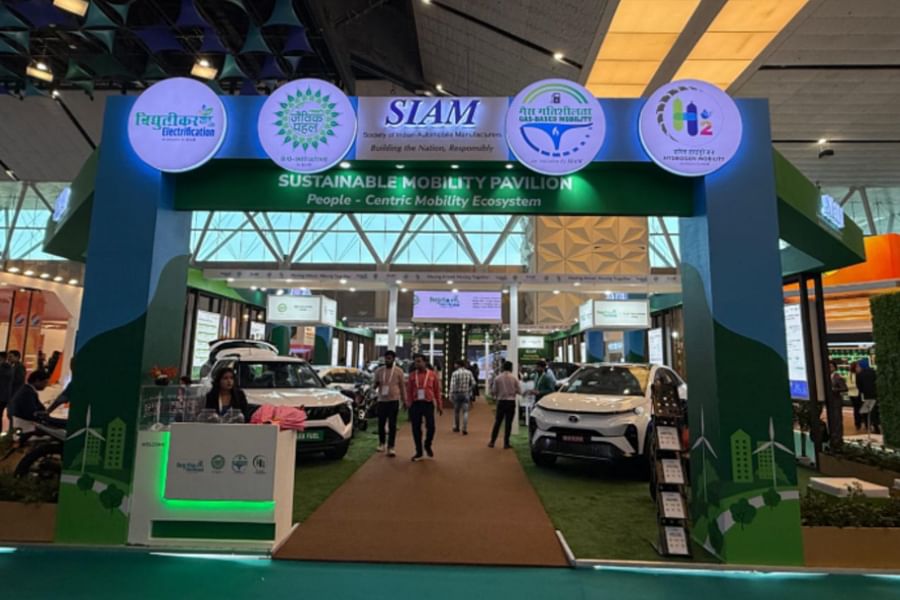 SIAM's Sustainable Mobility Pavilion Showcases Diverse Clean Transportation Solutions in India