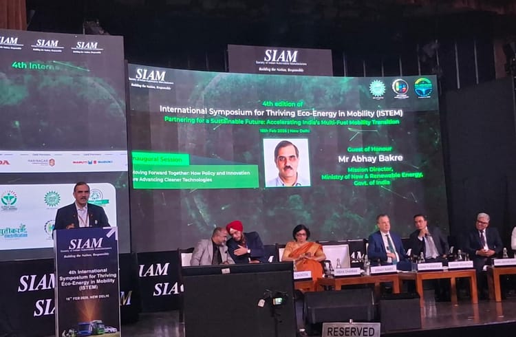 Govt to Sanction 30 More Hydrogen Trucks, Buses for Pilot Under Hydrogen Mission