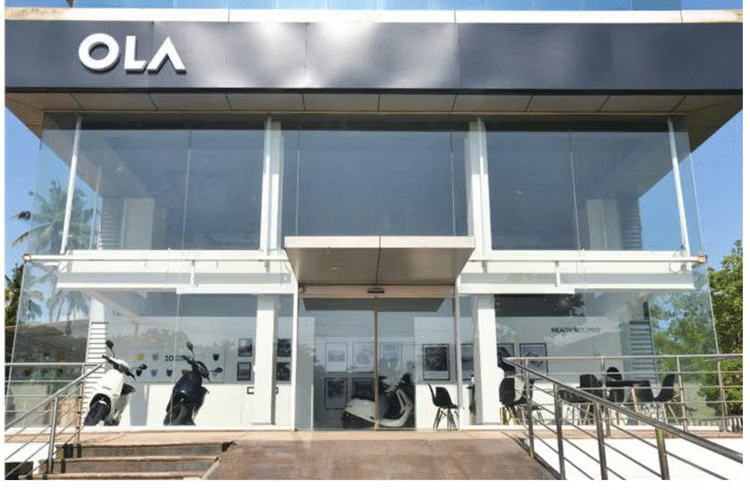 Ola Electric Plans ₹2,000 Crore Stake Sale in Battery Arm 