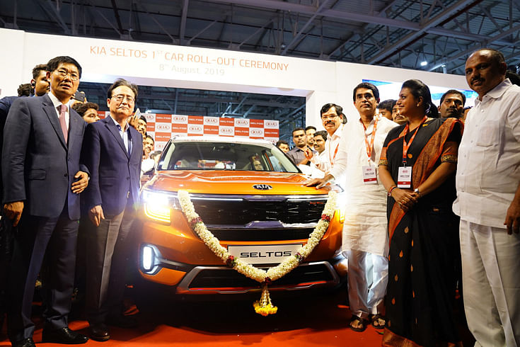 Ambassador of South Korea to India, Shin Bong-kil and Kookhyun Shim, MD &amp; CEO of Kia Motors India at the rollout of the the first Seltos at the Anantapur Plant.