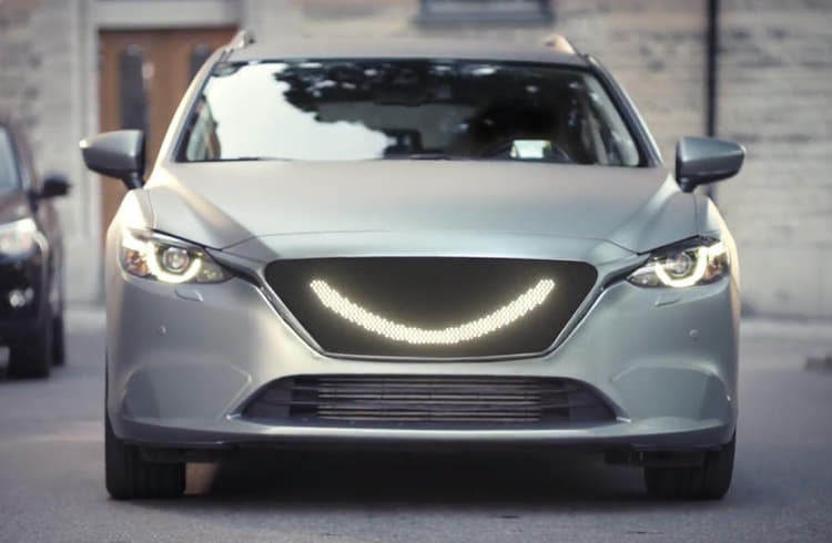 The autonomous car that smiles at pedestrians The autonomous car that smiles at pedestrians