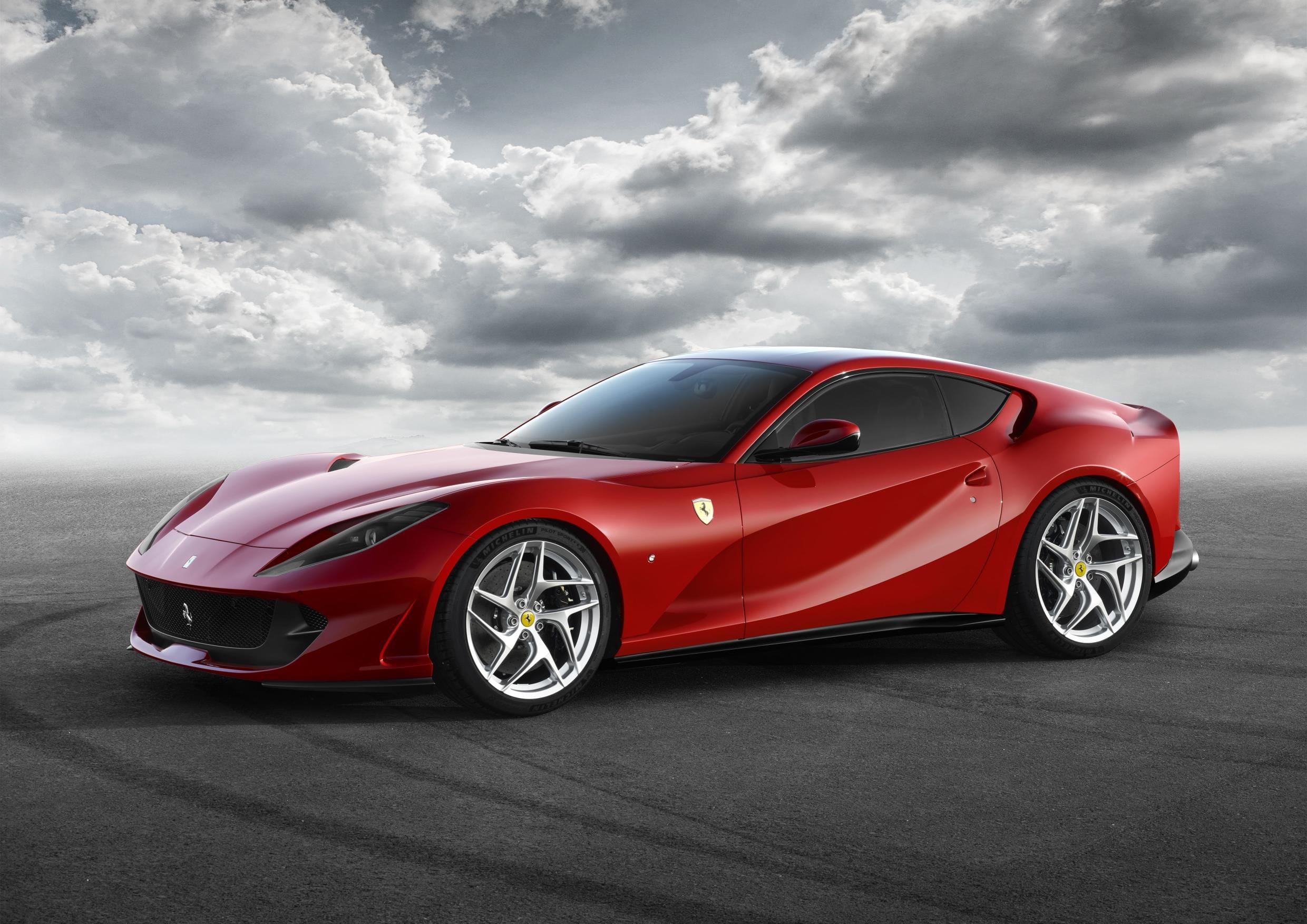 789bhp 812 Superfast Ferrari’s most powerful series model yet
