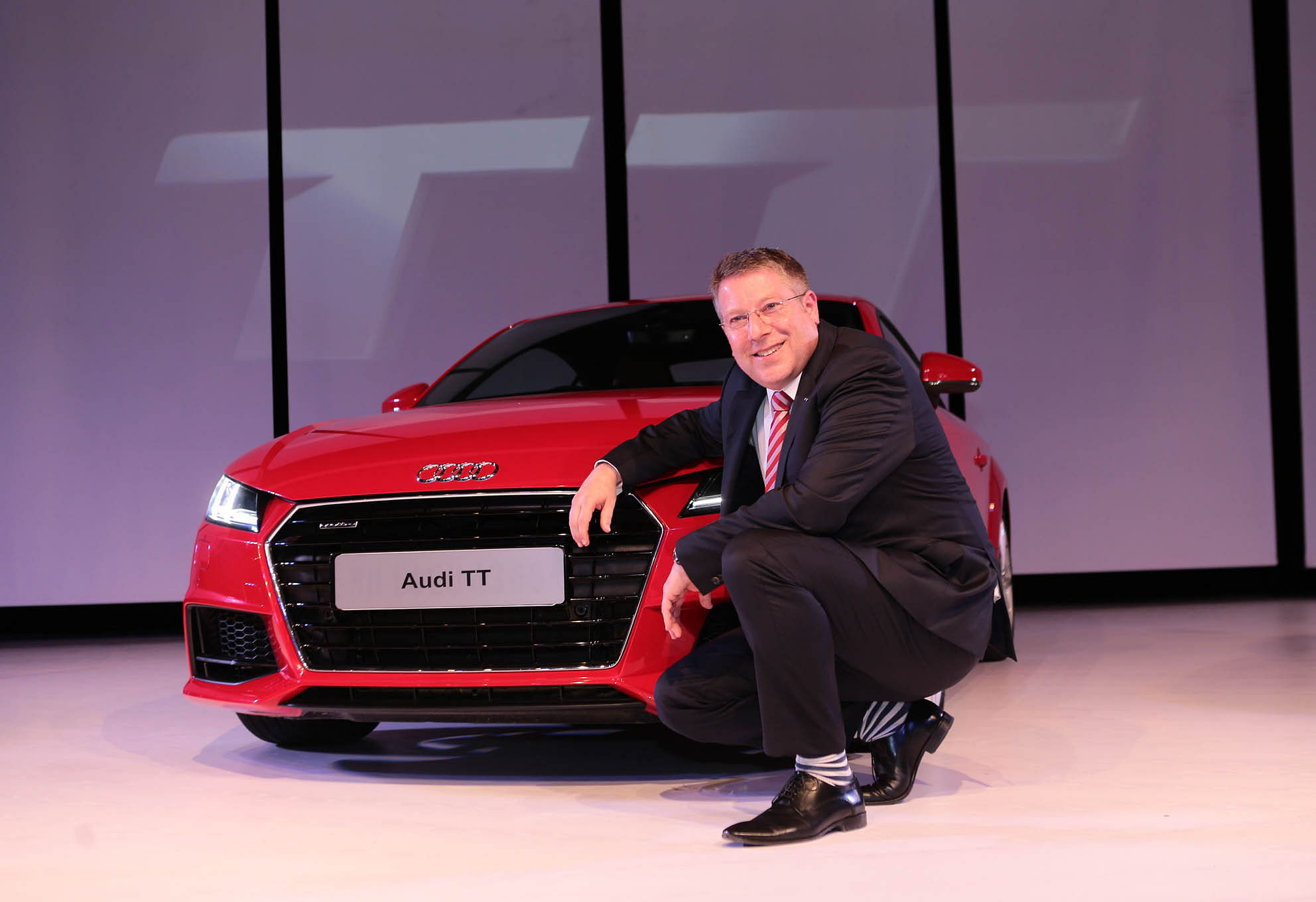 Audi का नया EV Sports Coupe: TT Successor का पहला टीज़र जारी