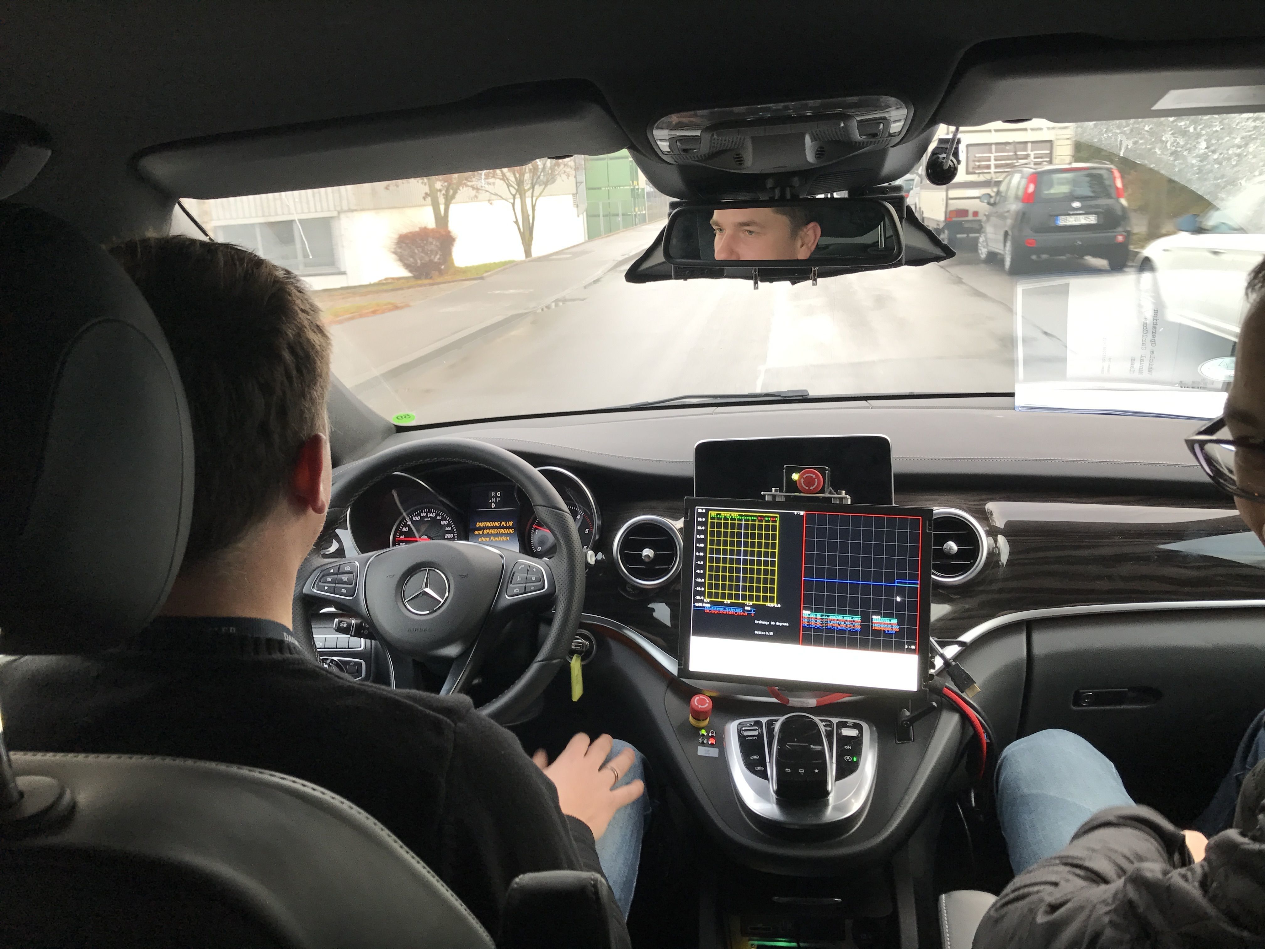 Mercedes-Benz gets green signal to test driverless vehicles in Stuttgart