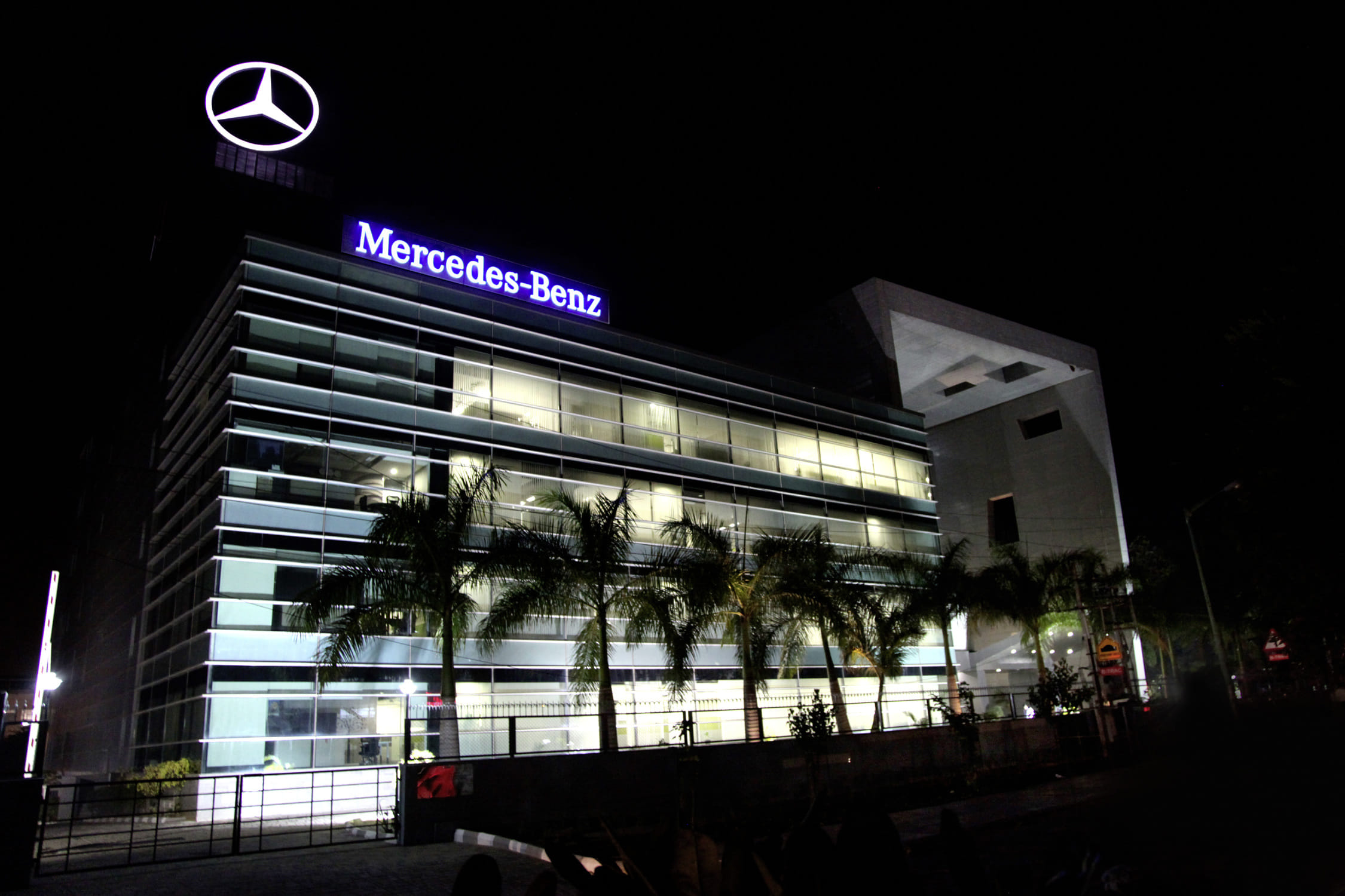 Mercedes-Benz R&D celebrates 20 years in India