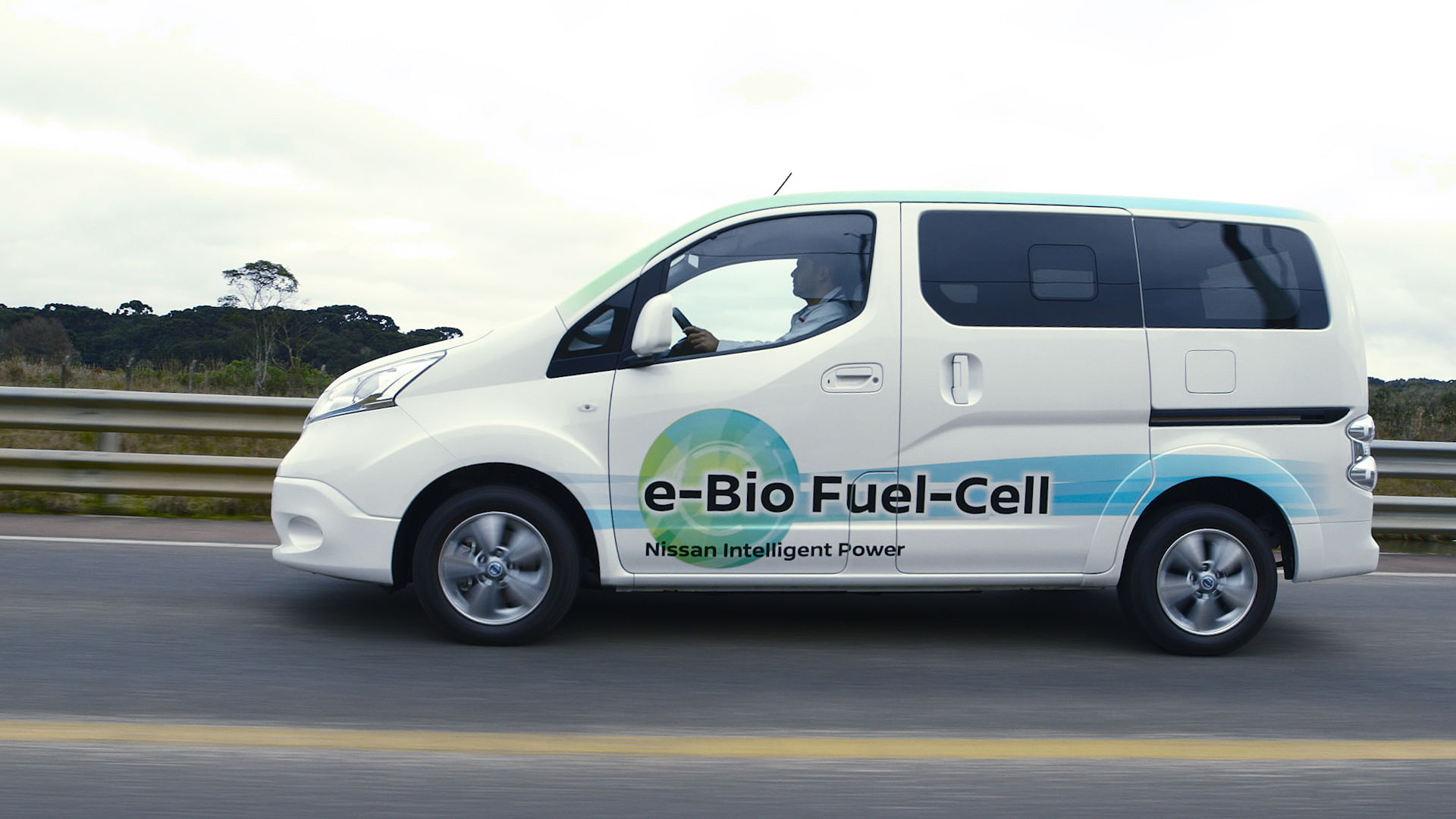 Nissan e Bio Fuel Cell is world s first solid oxide fuel cell vehicle Autocar Professional
