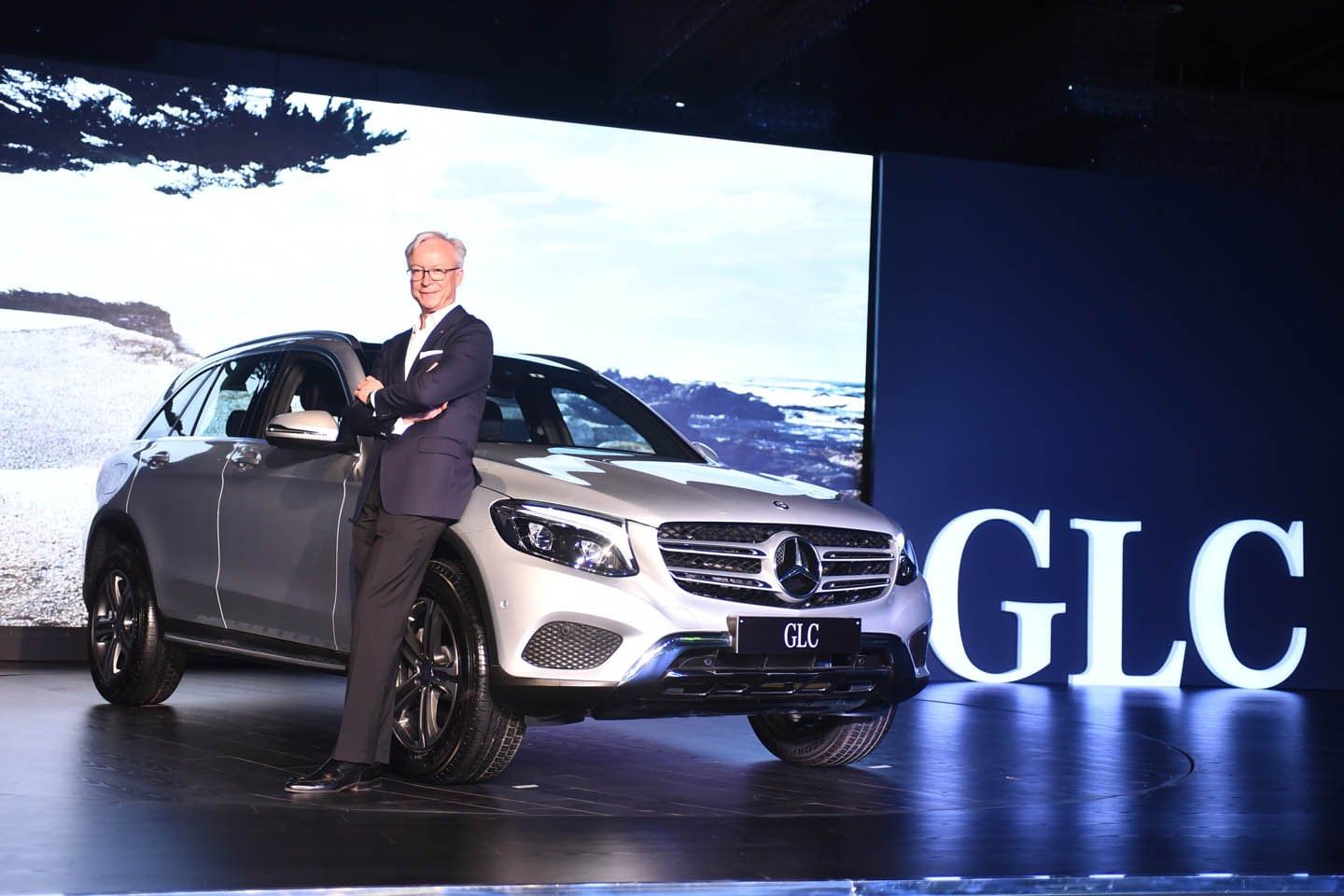 Mercedes-Benz on a roll in India, crosses 16,000 sales mark in FY2018