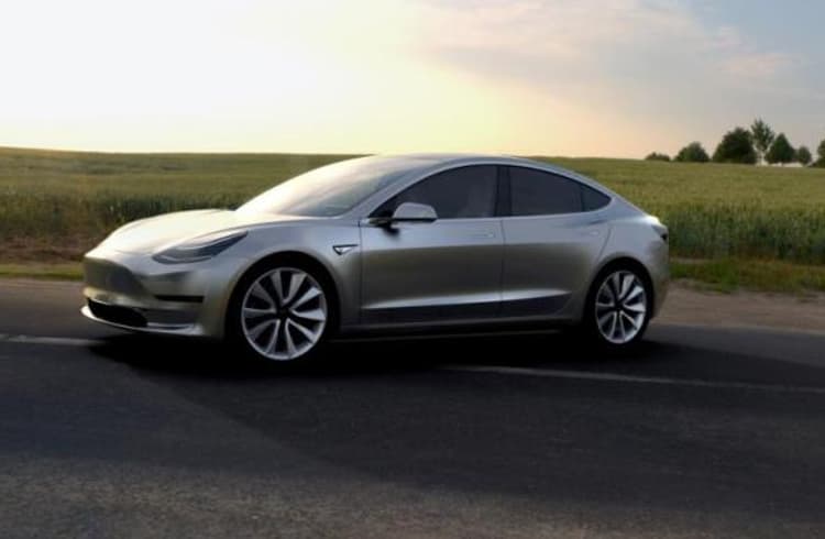 Tesla Model 3 gets close to 400,000 bookings Tesla Model 3 gets close to 400,000 bookings