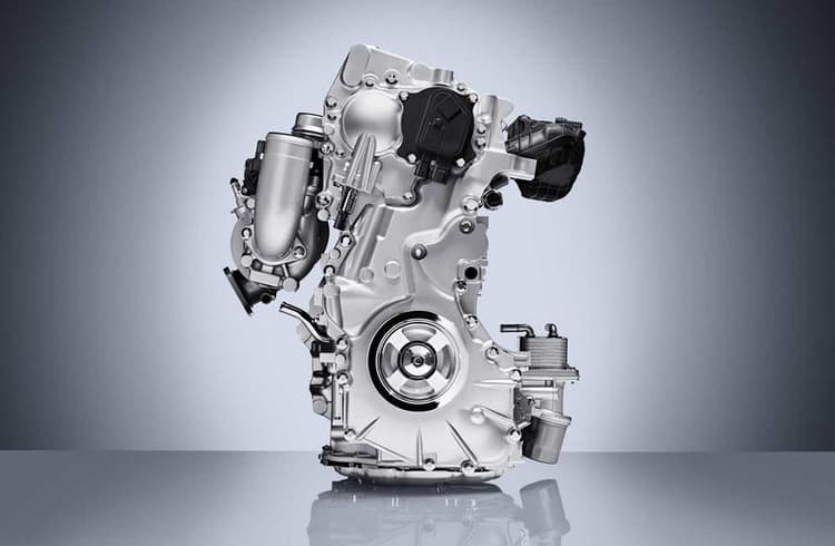 Infiniti launches 'revolutionary' variable compression petrol engine ...