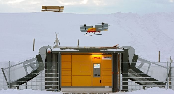 dhl-packstation-skyport-winter