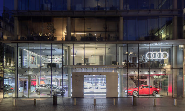 Audi opens new cyberstore in Paris