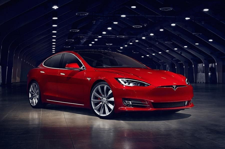 New Tesla Model S is first all electric car to exceed 300 mile range Autocar Professional