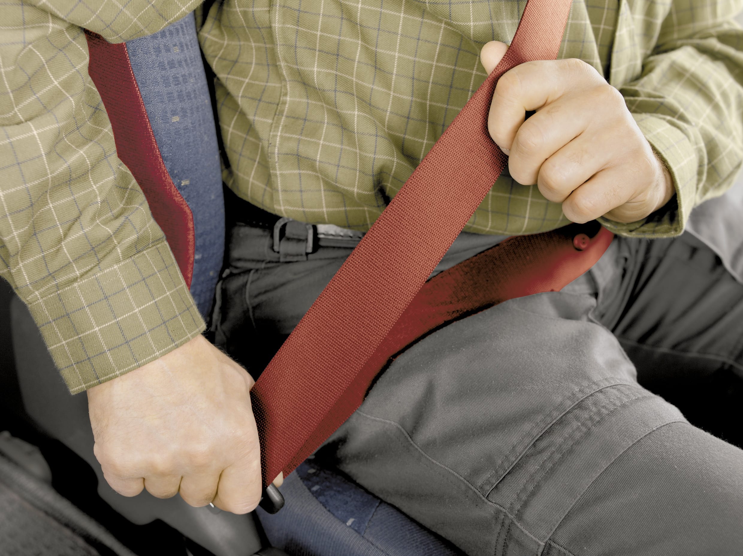 TRW’s new-gen seatbelt retractor offers weight and packaging advantages