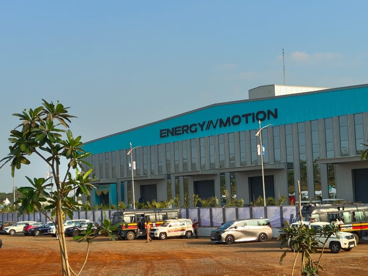 Over 95% of EIM’s Electric CV Sales Follow Battery Subscription Model, Says MD