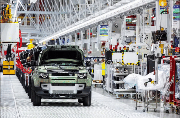 JLR Eyes Double-Digit Revenue Growth With Wider Powertrain Choice