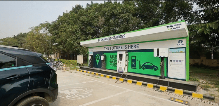 Electric Car Sales Jump 84% in FY26; Tata, MG Maintain Lead