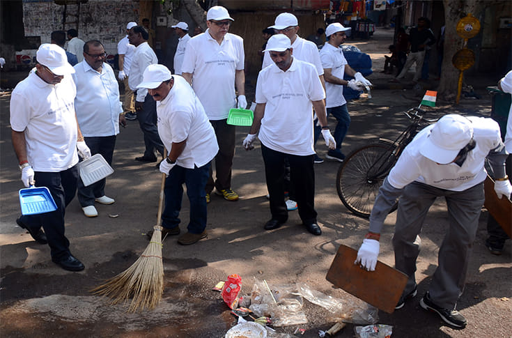 MoRTH pushing for road construction using plastic waste