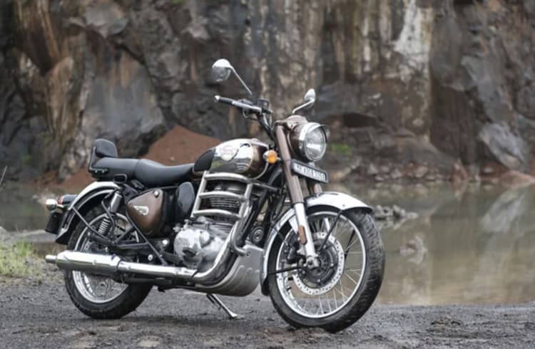 Royal Enfield Rides Past 12 Lakh, 350cc Models Lead the Charge Royal Enfield Rides Past 12 Lakh, 350cc Models Lead the Charge