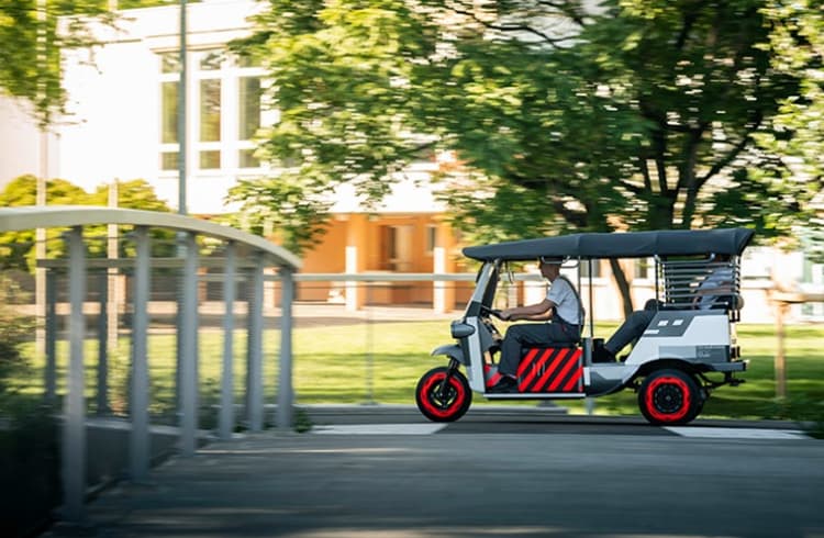 The e-rickshaws powered by second-life batteries are scheduled to hit the roads in India for the first time in a pilot project in early 2023, made available to a non-profit organisation. The e-rickshaws powered by second-life batteries are scheduled to hit the roads in India for the first time in a pilot project in early 2023, made available to a non-profit organisation.