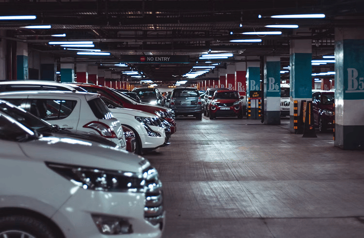 Auto Retail Jumps 21% in H1, but FADA Warns of Post-Festive Inventory Hangover