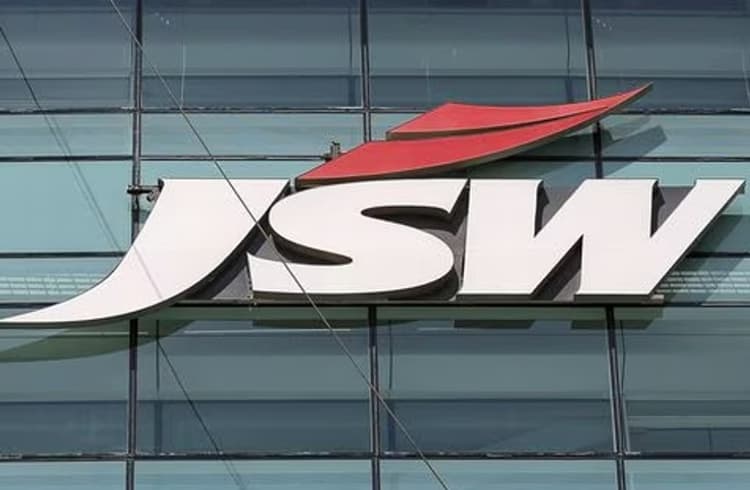 JSW in talks with LG Energy Solution to make EV batteries in India ...