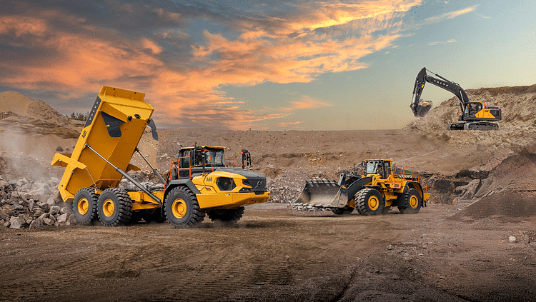 Volvo Group Reports 5% Revenue Decline in Second Quarter 2025
