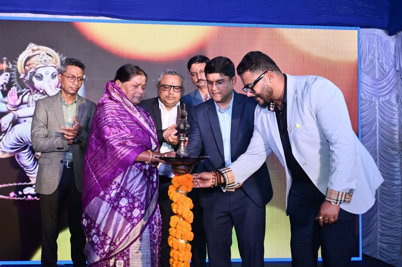 Ashok Leyland Opens Sixth Light CV Dealership in Odisha