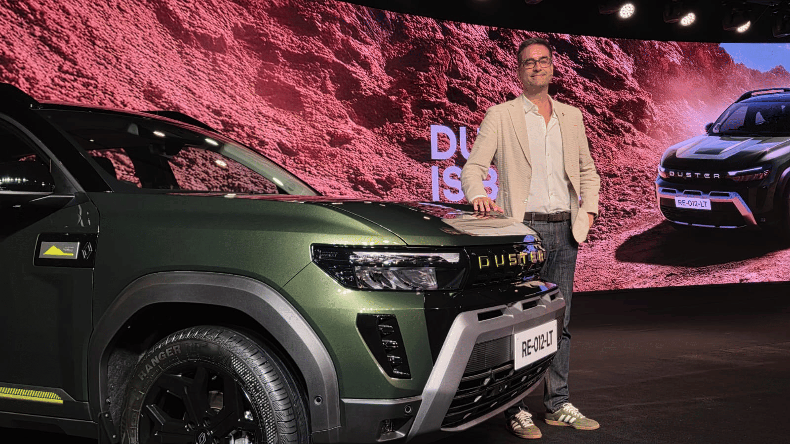 Renault Duster Hybrid Sold Out for 2026; Metro Demand at 36%, Says Francisco Hidalgo