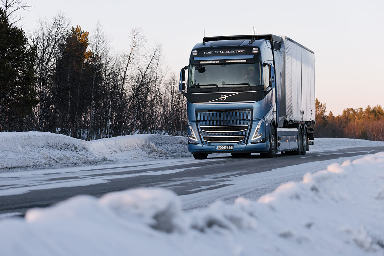 Volvo Trucks tests hydrogen-powered electric trucks on public roads in Sweden
