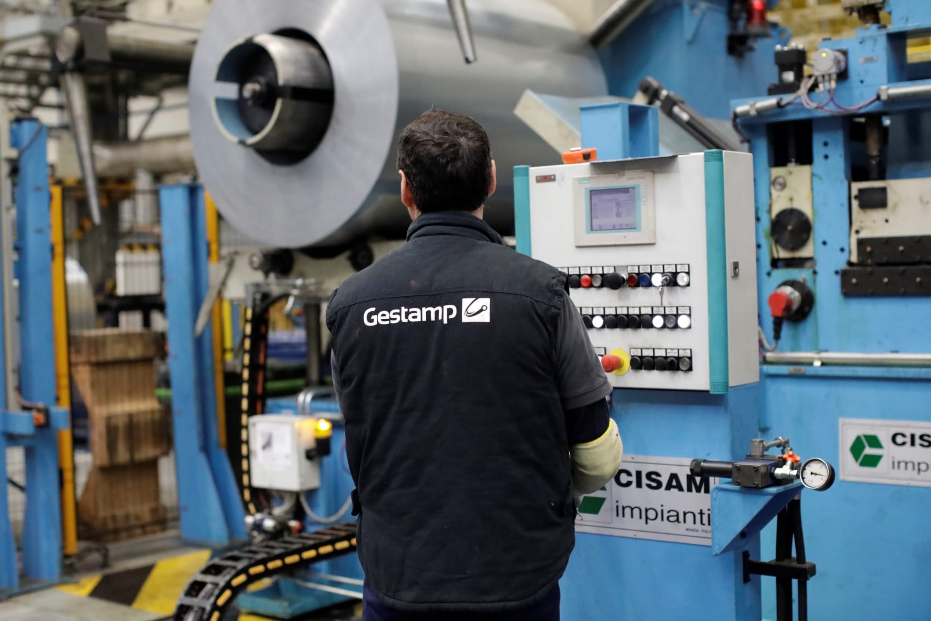 Gestamp and Tata Steel UK partner to double recycled automotive steel content