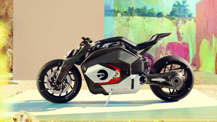 BMW Motorrad Vision DC Roadster previews the future of BMW Motorrad with alternative drive forms.