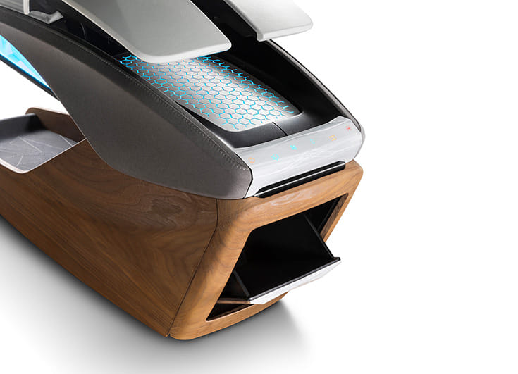 Yanfeng develops floor console with UV sanitiser